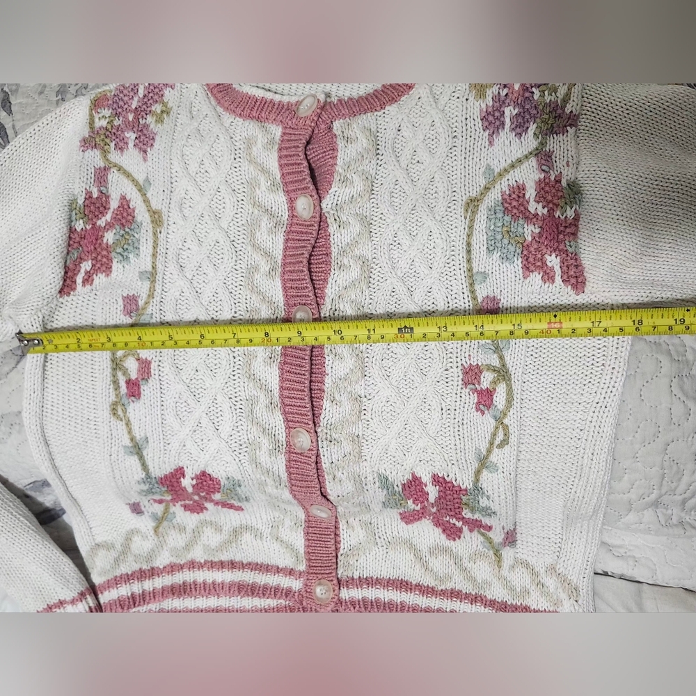 Russ Petites Elegant Floral Cardigan Sweater - Picture 10 of 10